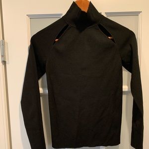 NWOT Alice and Olivia Cohen cut out turtleneck top, S